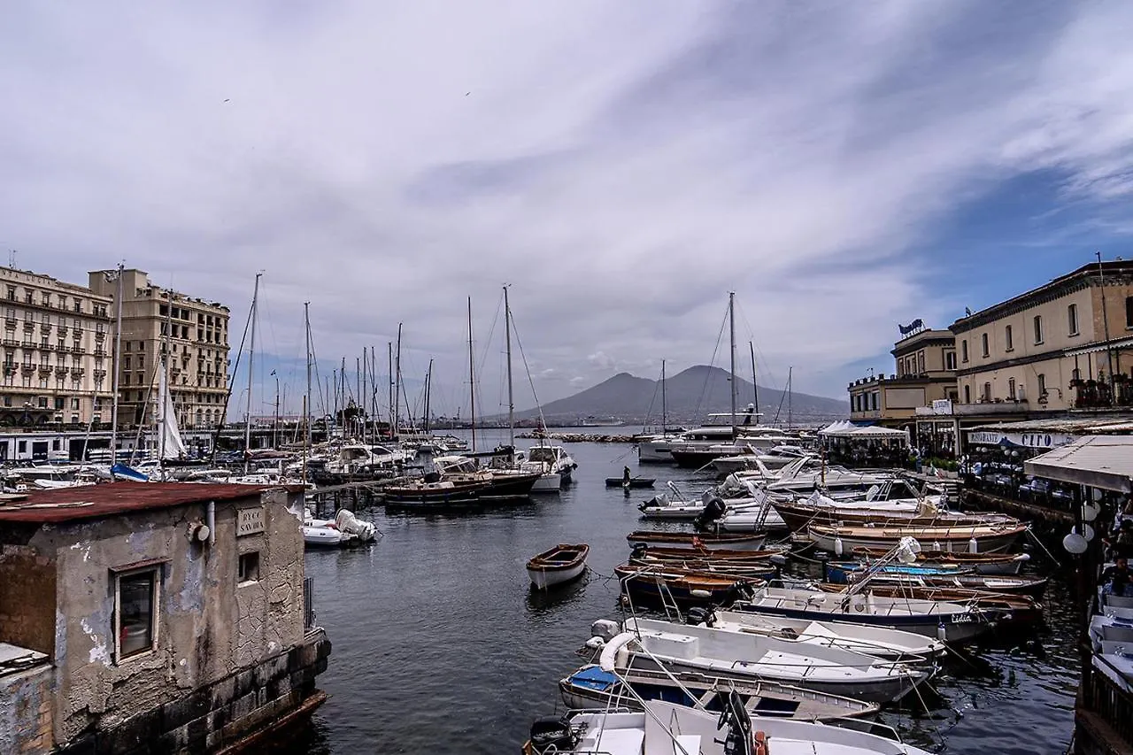 Royal Art H Duomo - Napoli Centro, By Clapa Group Otel Konukevi