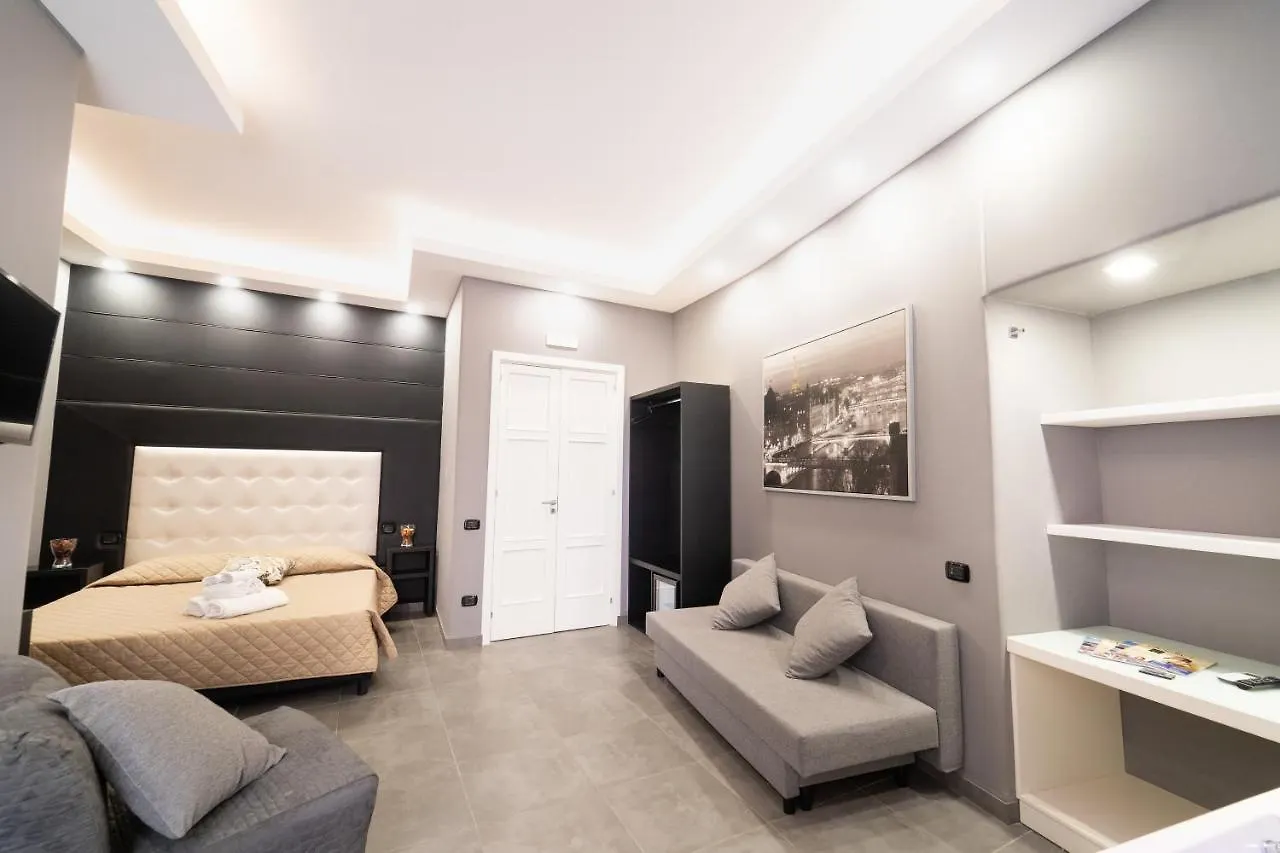 ***** Guest house Royal Art H Duomo - Napoli Centro, By Clapa Group Hotel Italy