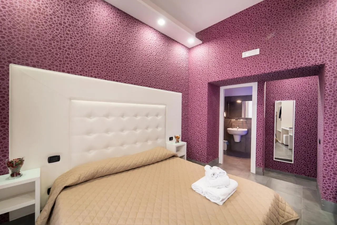 Royal Art H Duomo - Napoli Centro, By Clapa Group Otel Konukevi
